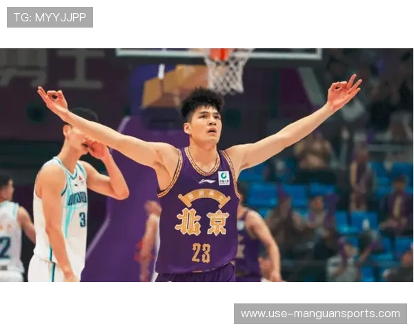 外线投射持续进化的曾凡博如何从CBA新星成长为国家队攻防关键拼图